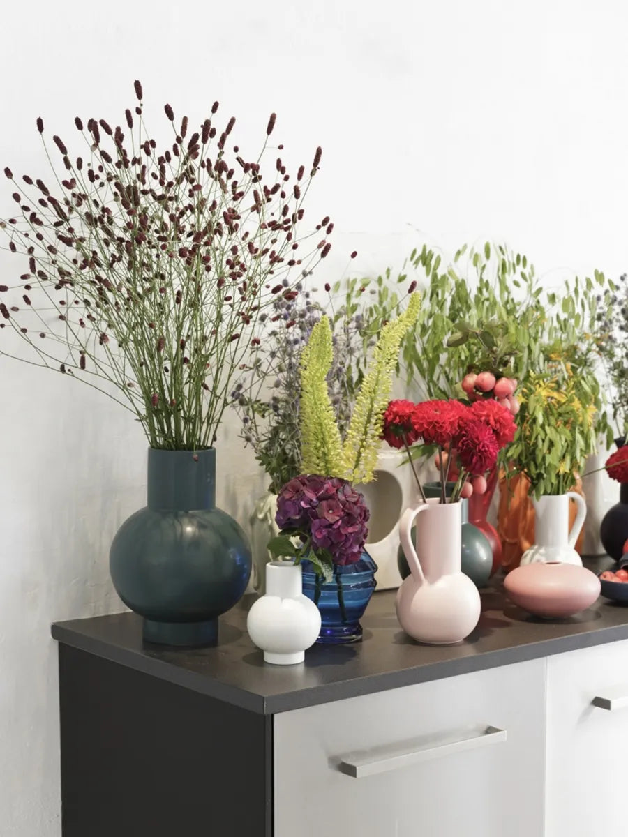 Strøm Vase, coral blush fra raawii