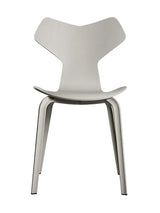 4130 Grand Prix med træben af Arne Jacobsen - Uden polstring / Farvet ask / Nine grey - Jacobsen Plus