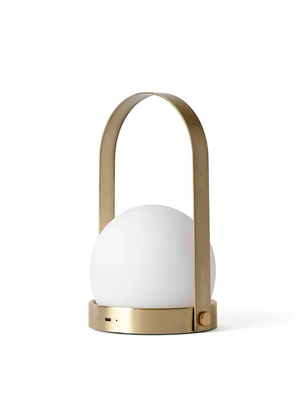 Carrie LED Bordlampe fra Audo Copenhagen - Brushed brass - Jacobsen Plus
