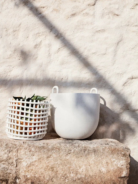 Ceramic Basket, large fra Ferm Living - 1 - Jacobsen Plus