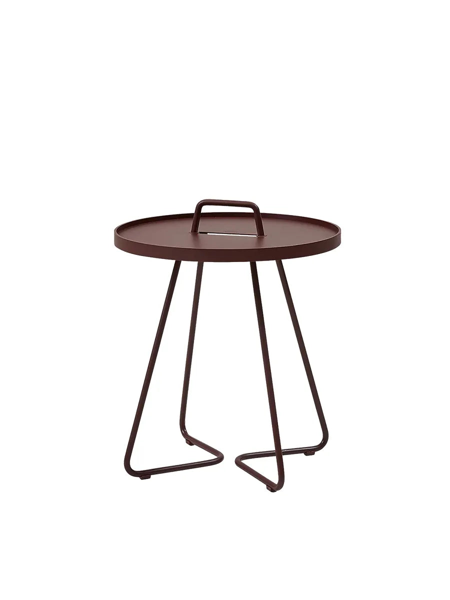 On The Move Sidebord fra Cane-line