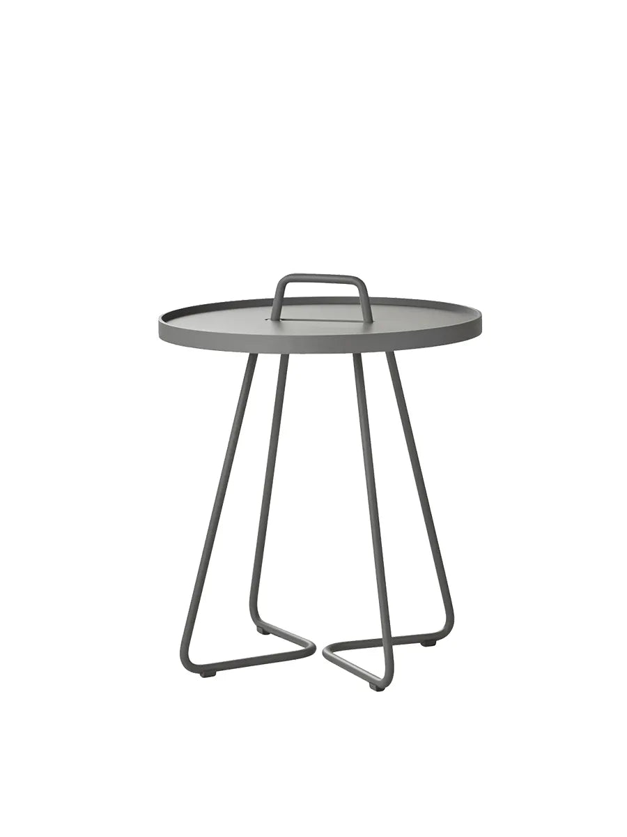 On The Move Sidebord fra Cane-line