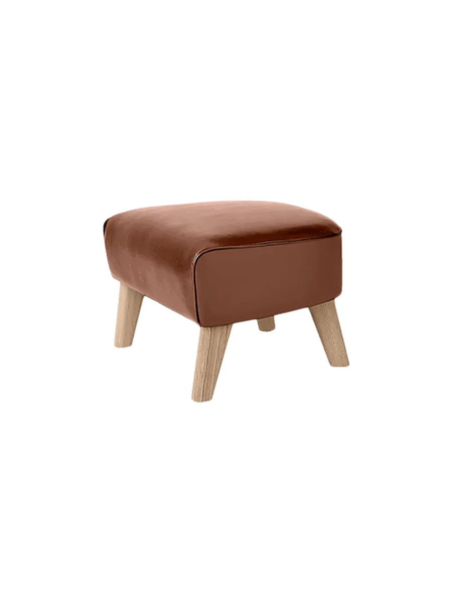 My Own Chair Skammel fra Audo Copenhagen - Cognac Nevada læder - eg - Jacobsen Plus
