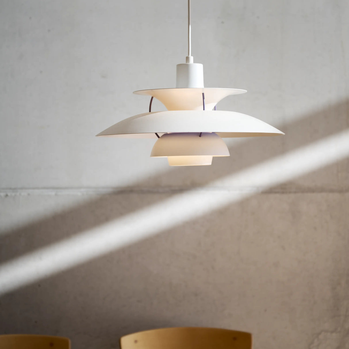 PH 5 Pendel, Classic white af Poul Henningsen - 3 - Jacobsen Plus