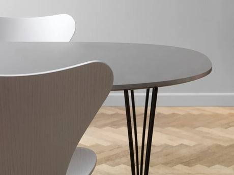 Piet Hein B619 Superellipse udtræksbord, 180/300 x 120 cm fra Fritz Hansen - Valnød finér m. finérkant / Forkromet stål - Jacobsen Plus