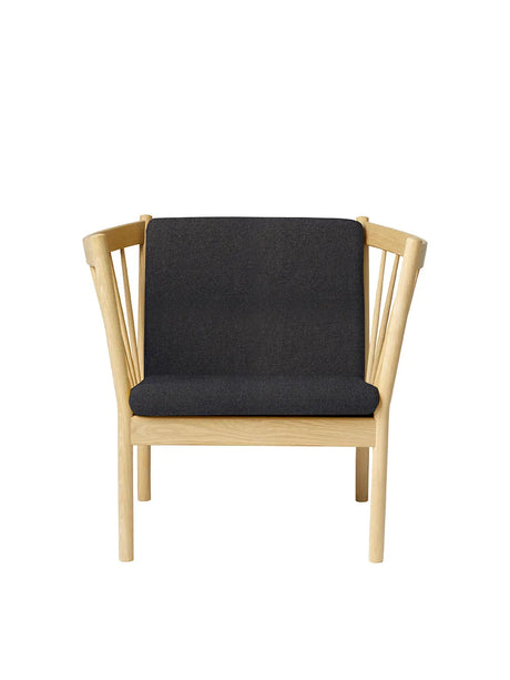 J146 Lounge Chair fra FDB Møbler - Dark Grey MLF28 - Jacobsen Plus