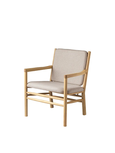 J147 Lounge Chair fra FDB Møbler - Beige MLF61 - Jacobsen Plus