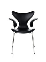 3208 Liljen med armlæn af Arne Jacobsen - 1 - Jacobsen Plus