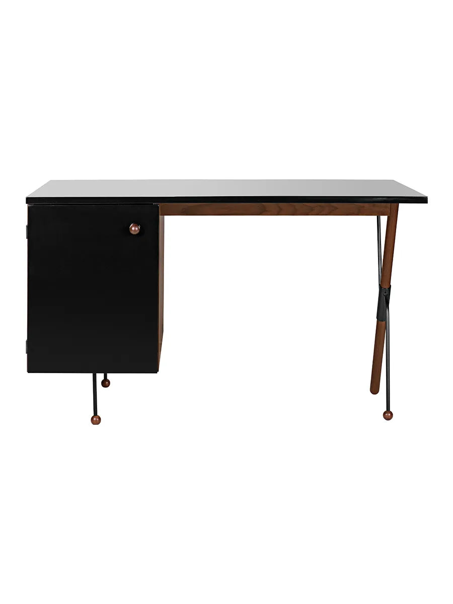 62 Desk fra GUBI - 4 - Jacobsen Plus