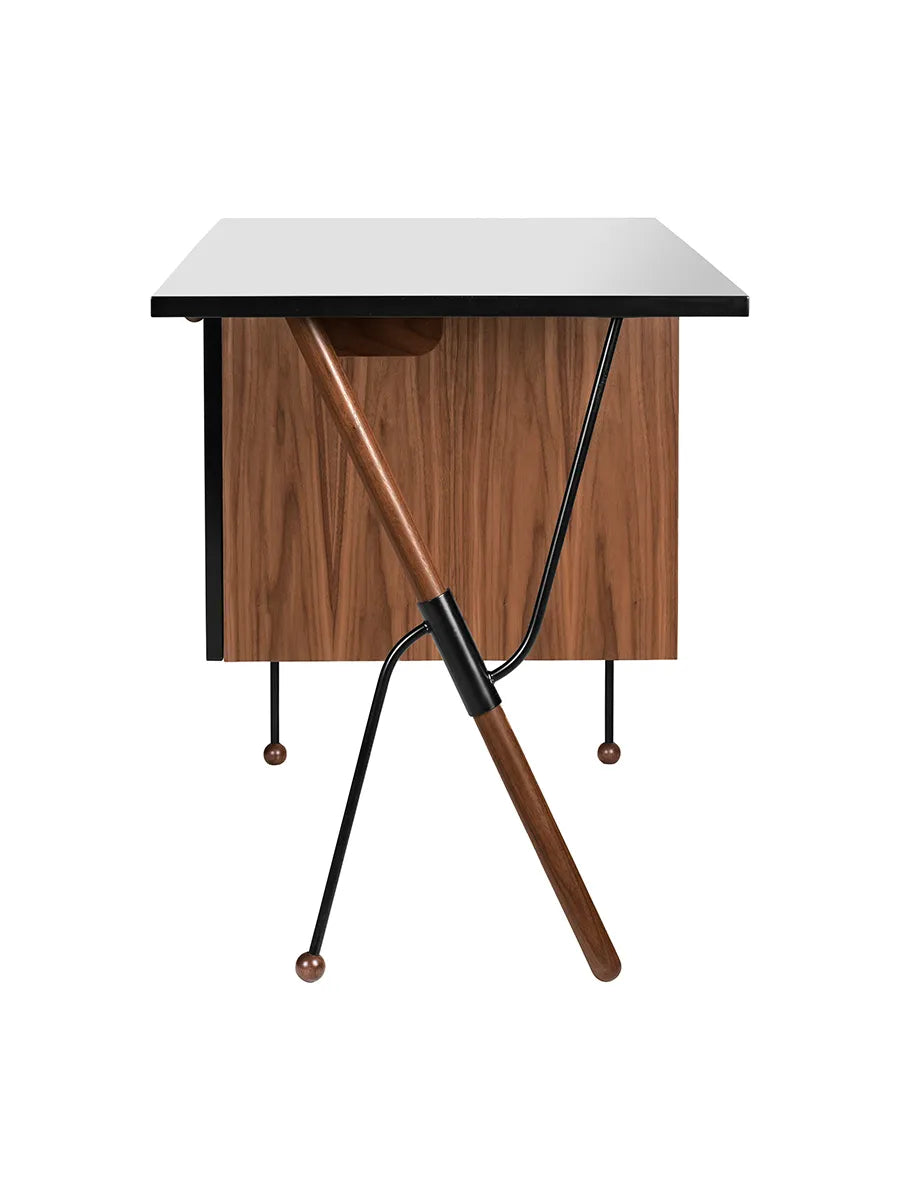 62 Desk fra GUBI - 5 - Jacobsen Plus