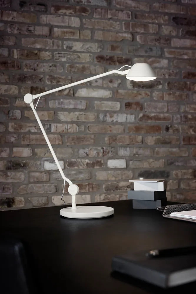 AQ01 bordlampe fra Fritz Hansen - 3 - Jacobsen Plus
