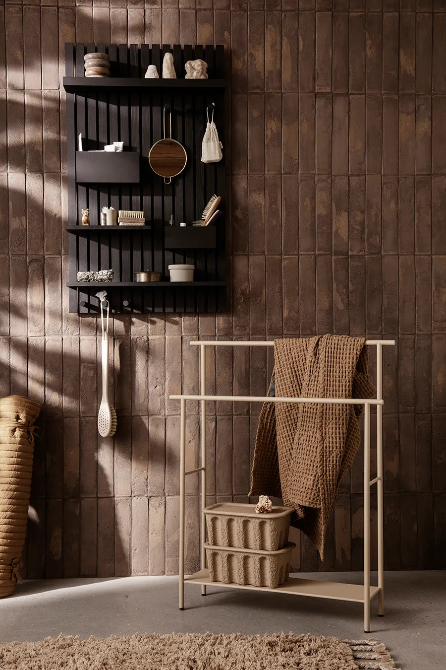 Wooden multi shelf fra Ferm Living - 2 - Jacobsen Plus