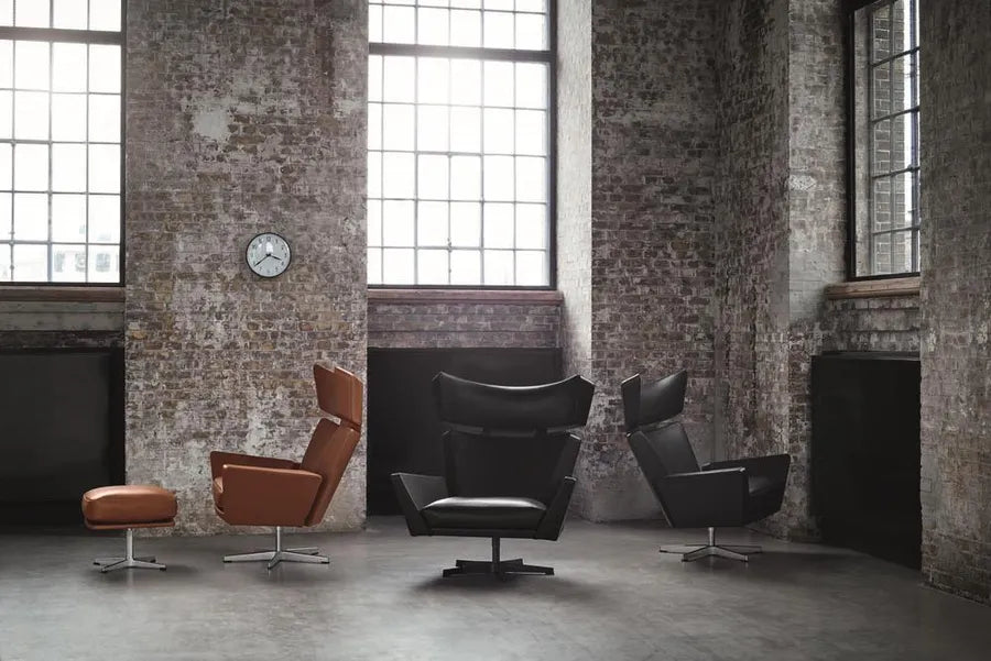 Oksen Fodskammel af Arne Jacobsen - 2 - Jacobsen Plus