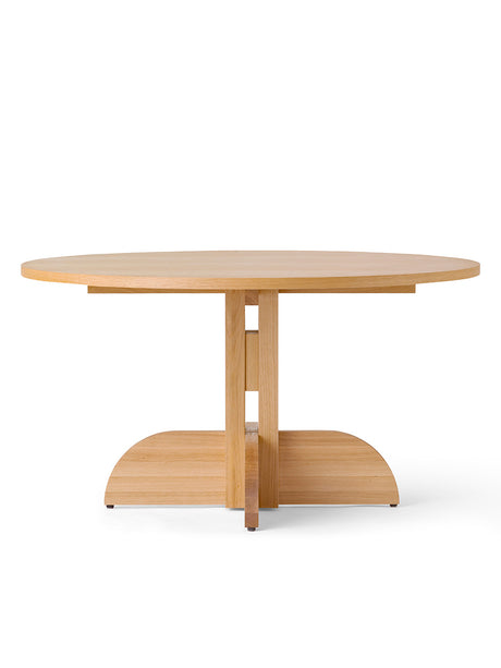 Audo Copenhagen - Puffin spisebord, Ø140 cm - Lakeret egefiner - Jacobsen Plus