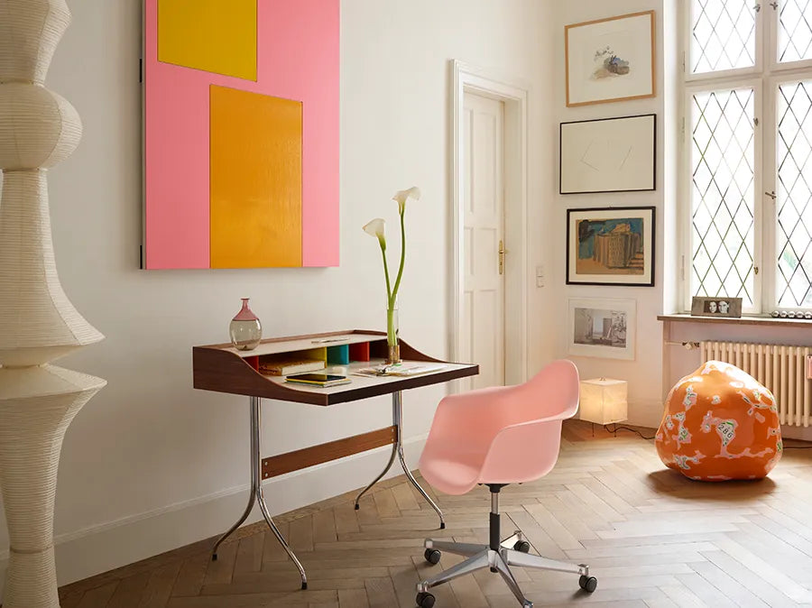 Eames Plastic Armchair PACC fra Vitra