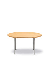 Wegner Ox Table fra Fredericia Furniture - Ø80 cm / Eg - lakeret / H: 41 cm - Jacobsen Plus