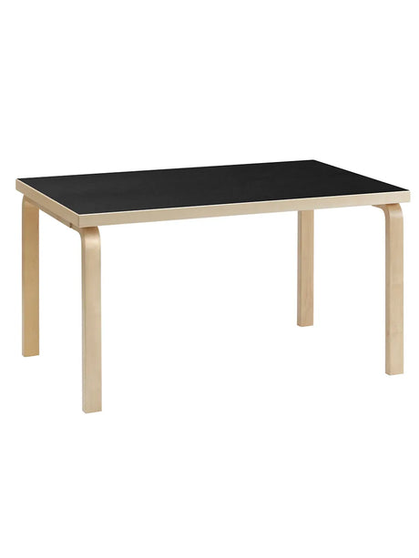 Aalto Table Rectangular 82B, 135x85 cm fra Artek - Birk - Jacobsen Plus