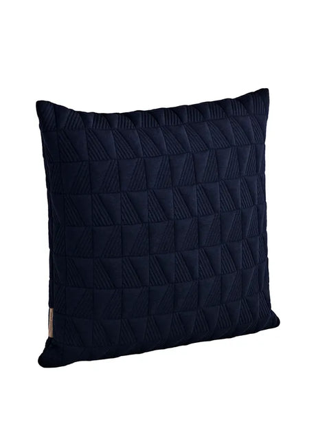 Trapez Pude 50x50 i midnight blue af Arne Jacobsen - 1 - Jacobsen Plus