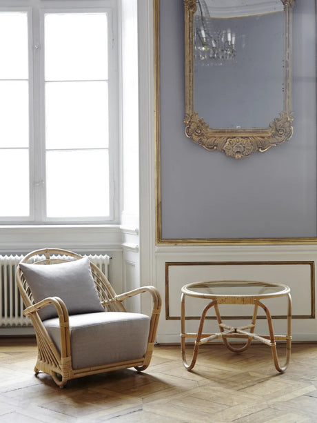 Charlottenborg Lænestol af Arne Jacobsen - 2 - Jacobsen Plus