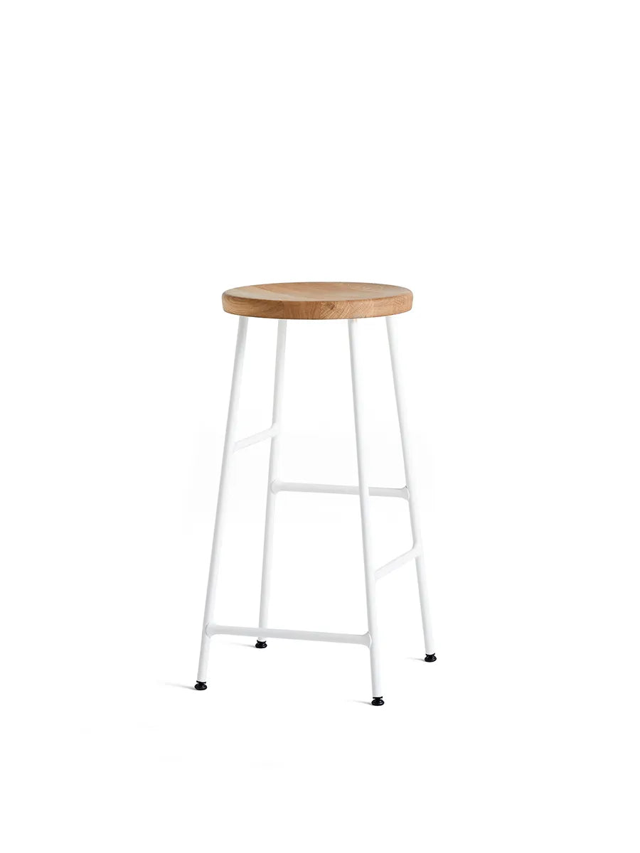 Cornet Barstol fra Hay - Low / Oiled oak / Cream white powder coated steel - Jacobsen Plus