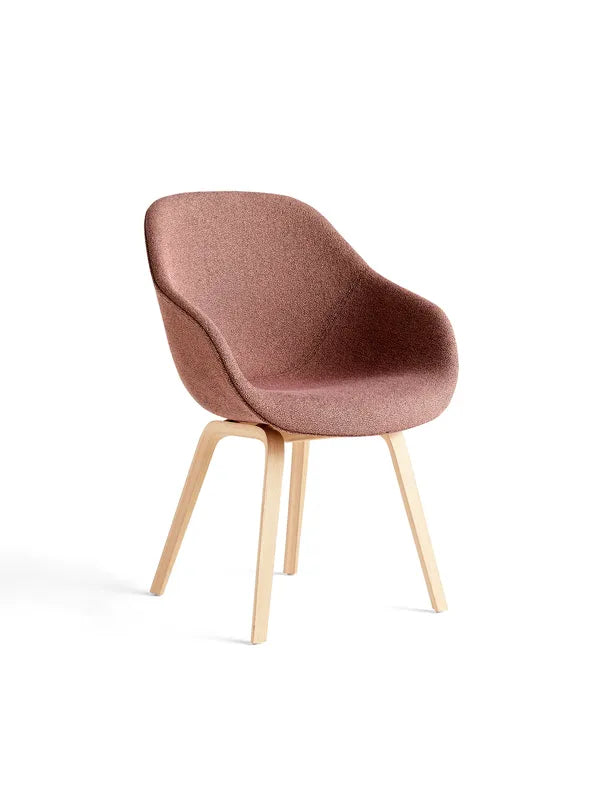 About a Chair AAC123 fra Hay