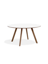 Copenhague CPH25 Bord, Ø140 cm fra Hay - Lakeret valnød / Off white linoleum - Jacobsen Plus