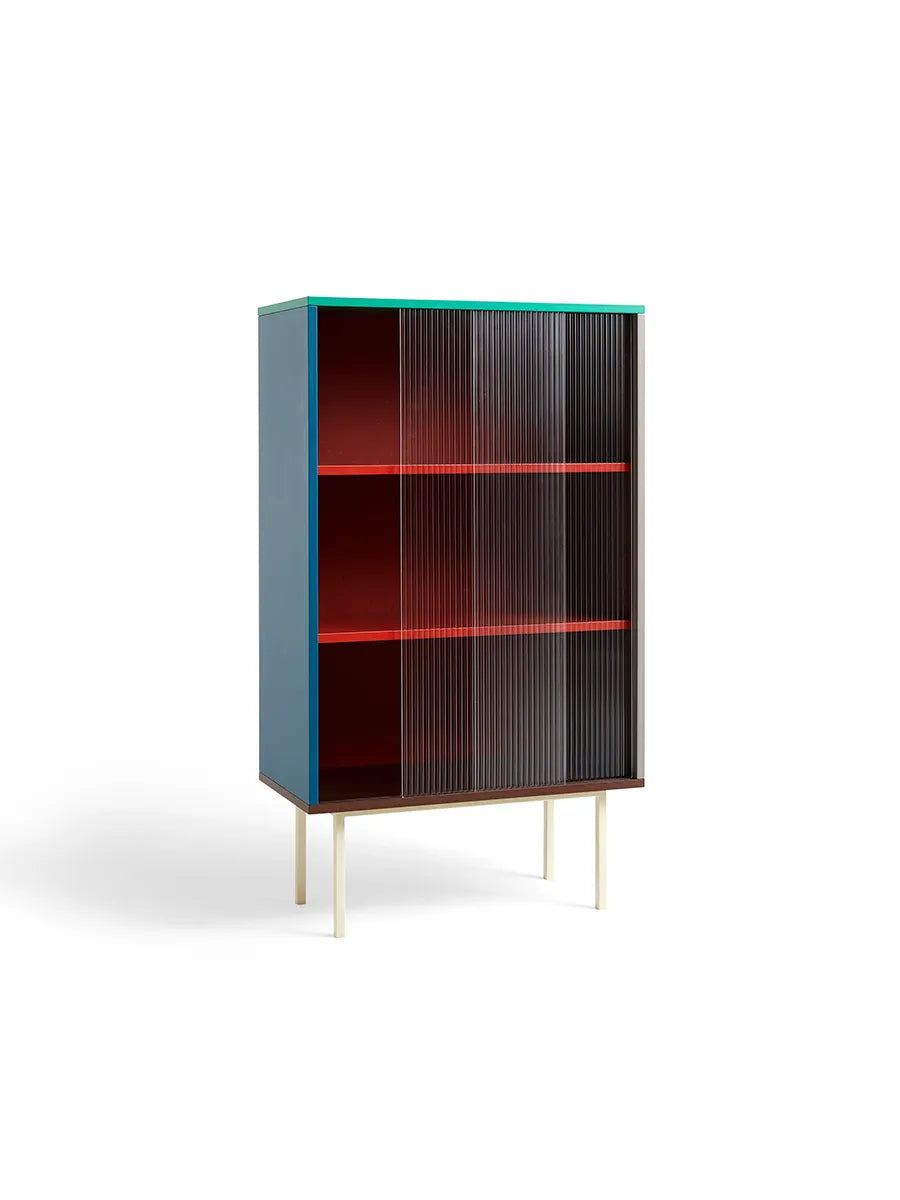 Colour Cabinet, tall med glasdøre fra Hay