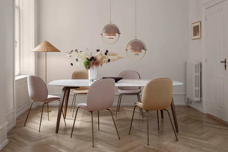 9602 gulvlampe fra GUBI - Canvas - Jacobsen Plus