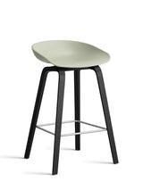 About a Stool AAS32 fra Hay - Høj - B 50 x D 46 x H 74-85 cm / Pastel green / Sortbejdset eg - Jacobsen Plus