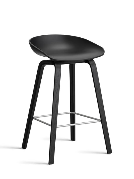 About a Stool AAS32 Low, sort m. stål fodstøtte fra Hay - 1 - Jacobsen Plus