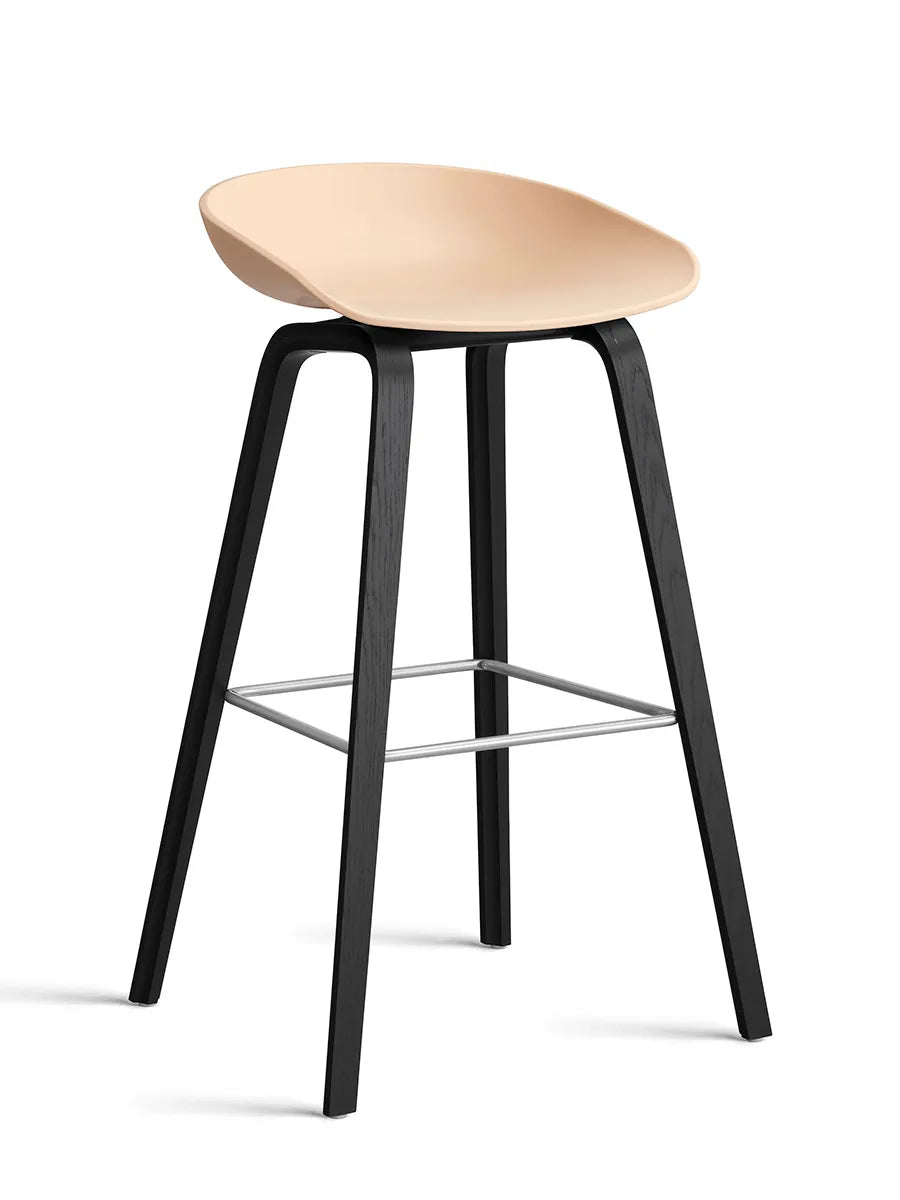 About a Stool AAS32 fra Hay - Høj - B 50 x D 46 x H 74-85 cm / Pale Peach / Sortbejdset eg - Jacobsen Plus