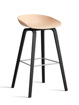 About a Stool AAS32 fra Hay - Høj - B 50 x D 46 x H 74-85 cm / Pale Peach / Sortbejdset eg - Jacobsen Plus