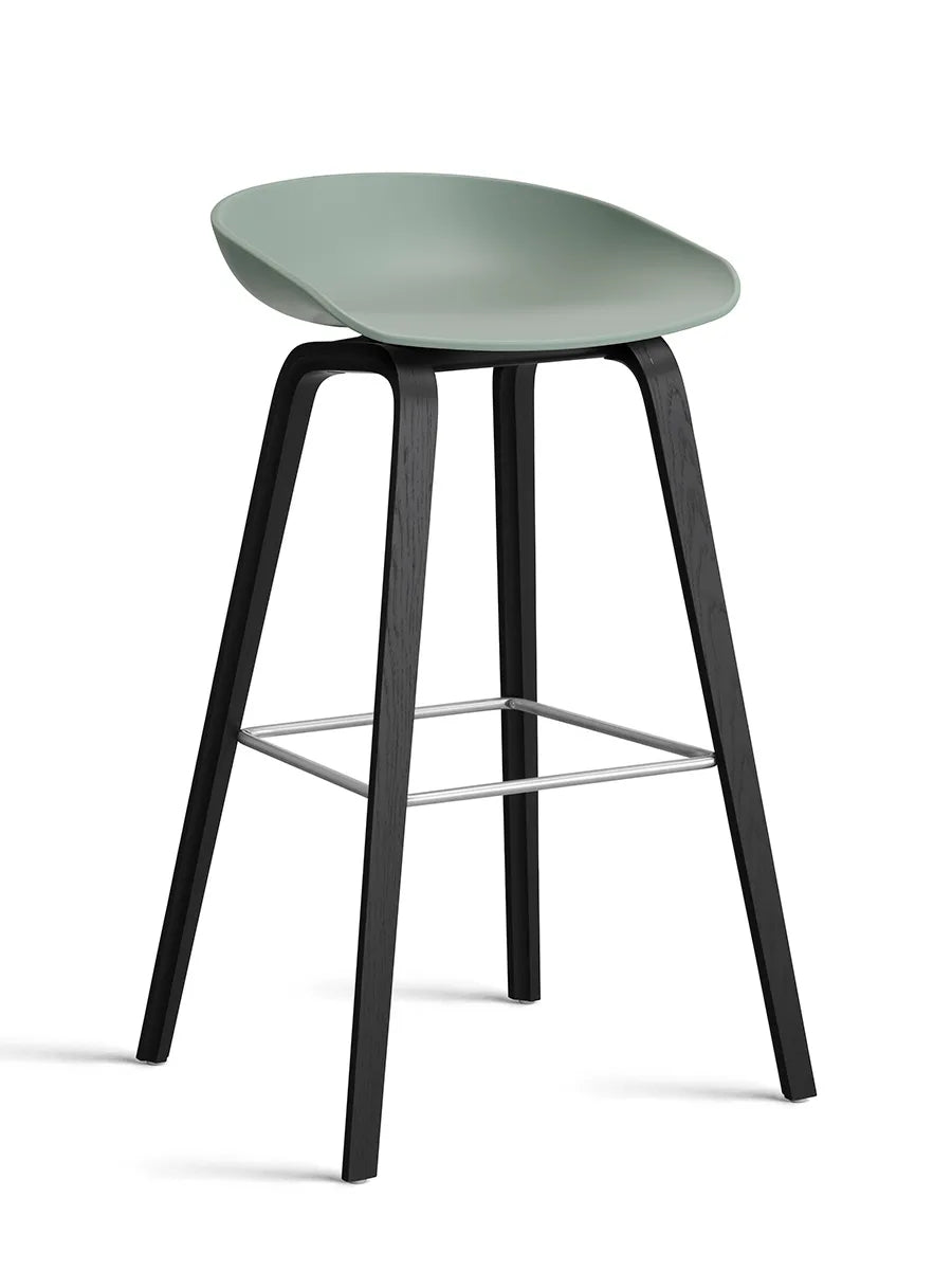 About a Stool AAS32 fra Hay - Høj - B 50 x D 46 x H 74-85 cm / Fall Green / Sortbejdset eg - Jacobsen Plus