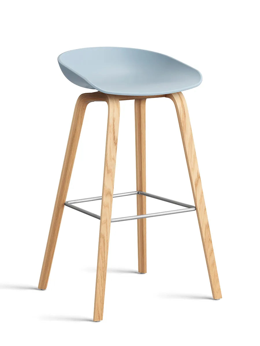 About a Stool AAS32 fra Hay - Høj - B 50 x D 46 x H 74-85 cm / Slate Blue / Lakeret eg - Jacobsen Plus