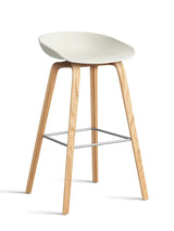 About a Stool AAS32 fra Hay - Høj - B 50 x D 46 x H 74-85 cm / Melange Cream / Lakeret eg - Jacobsen Plus