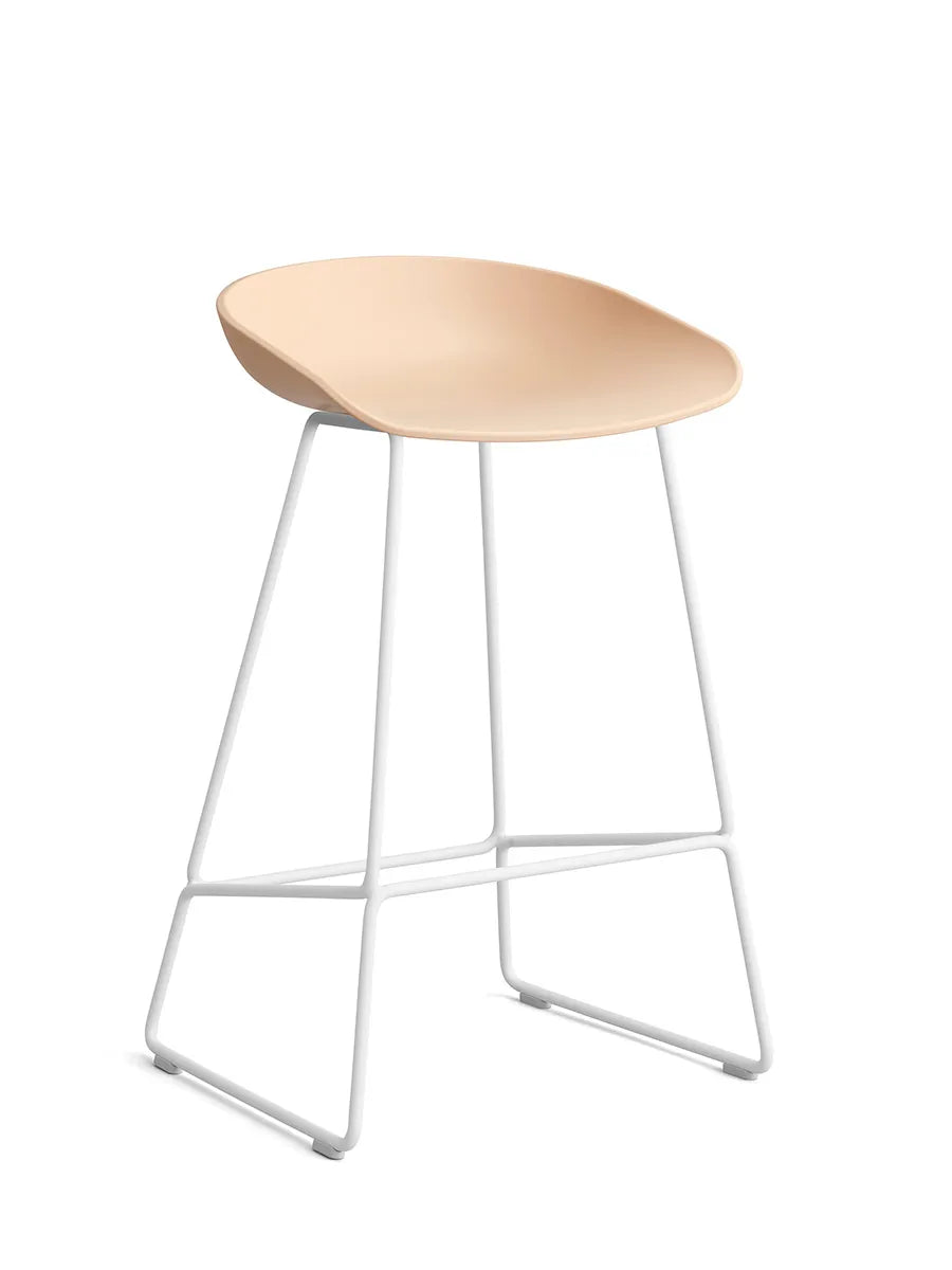 About a Stool AAS38 fra Hay