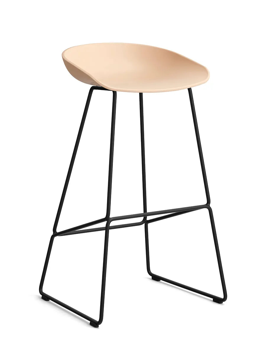  - Høj - B 50 x D 48 x H 75-86 cm / Pale Peach / Sort pulverlakeret stål - Jacobsen Plus