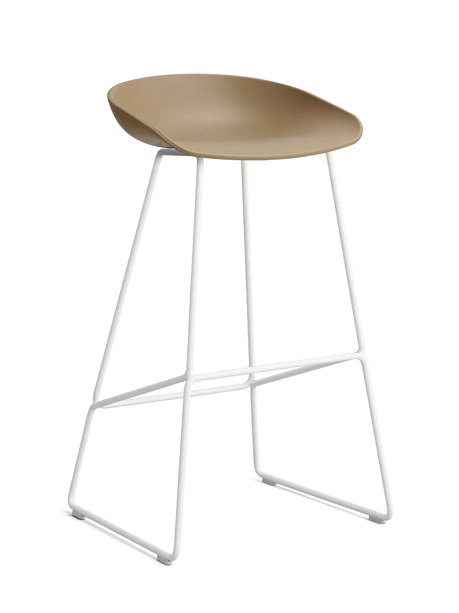  - Høj - B 50 x D 48 x H 75-86 cm / Clay / Hvid pulverlakeret stål - Jacobsen Plus