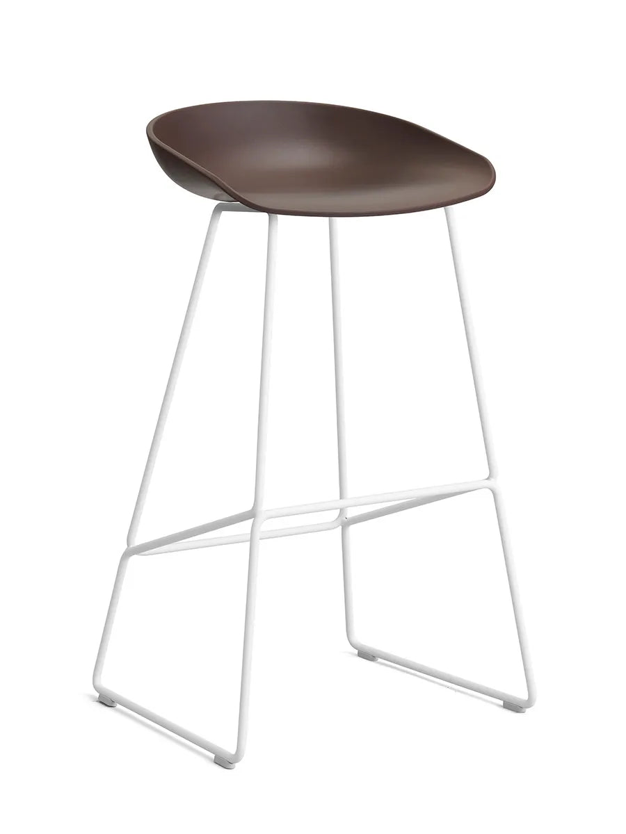  - Høj - B 50 x D 48 x H 75-86 cm / Raisin / Hvid pulverlakeret stål - Jacobsen Plus