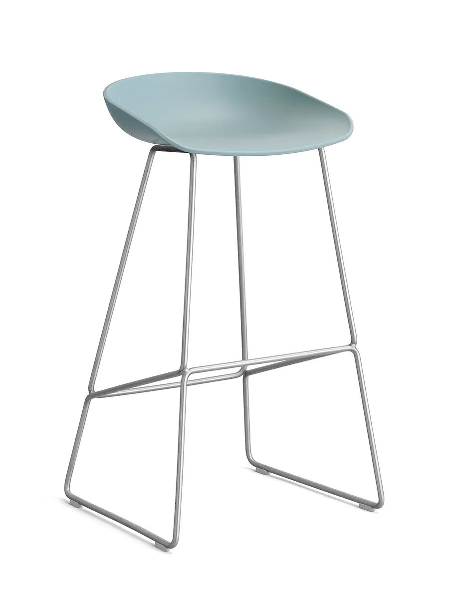 About a Stool AAS38 fra Hay