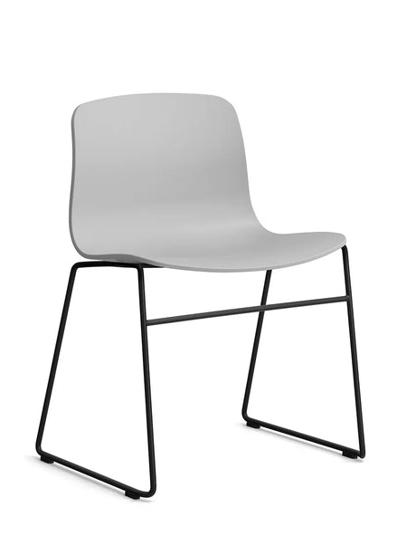 About a Chair AAC08 fra Hay - Concrete grey / Sort pulverlakeret stål - Jacobsen Plus