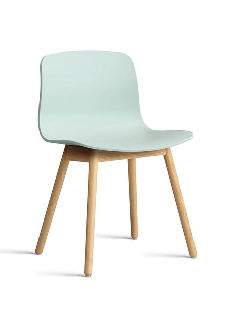 About a Chair AAC12 fra Hay - Dusty Mint / Lakeret eg - Jacobsen Plus