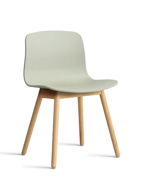 About a Chair AAC12 fra Hay - Pastel green / Lakeret eg - Jacobsen Plus