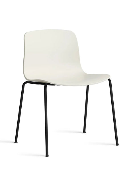 About a Chair AAC16 fra Hay - Melange Cream / Sort pulverlakeret stål - Jacobsen Plus