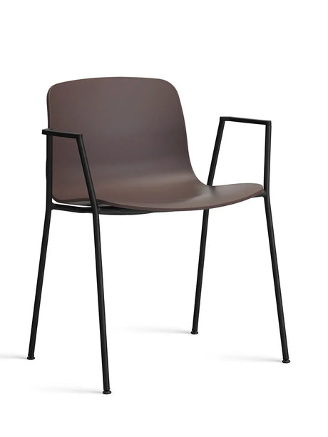 About a Chair AAC18 fra Hay - Raisin / Sort pulverlakeret stål - Jacobsen Plus