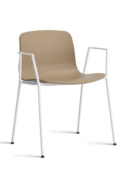 About a Chair AAC18 fra Hay - Clay / Hvid pulverlakeret stål - Jacobsen Plus