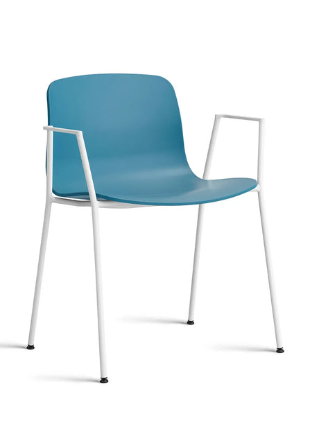 About a Chair AAC18 fra Hay - Azure Blue / Hvid pulverlakeret stål - Jacobsen Plus