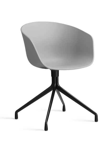About a Chair AAC20 fra Hay - Concrete grey / Sort pulverlakeret aluminum - Jacobsen Plus