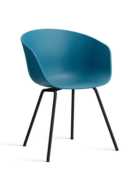 About a Chair AAC26 fra Hay - Azure Blue / Sort pulverlakeret stål - Jacobsen Plus