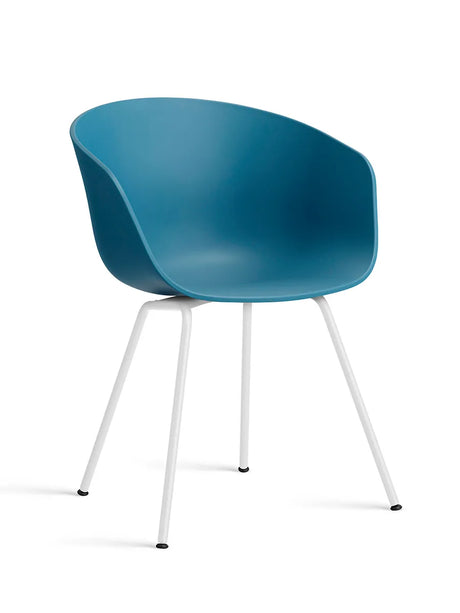 About a Chair AAC26 fra Hay - Azure Blue / Hvid pulverlakeret stål - Jacobsen Plus